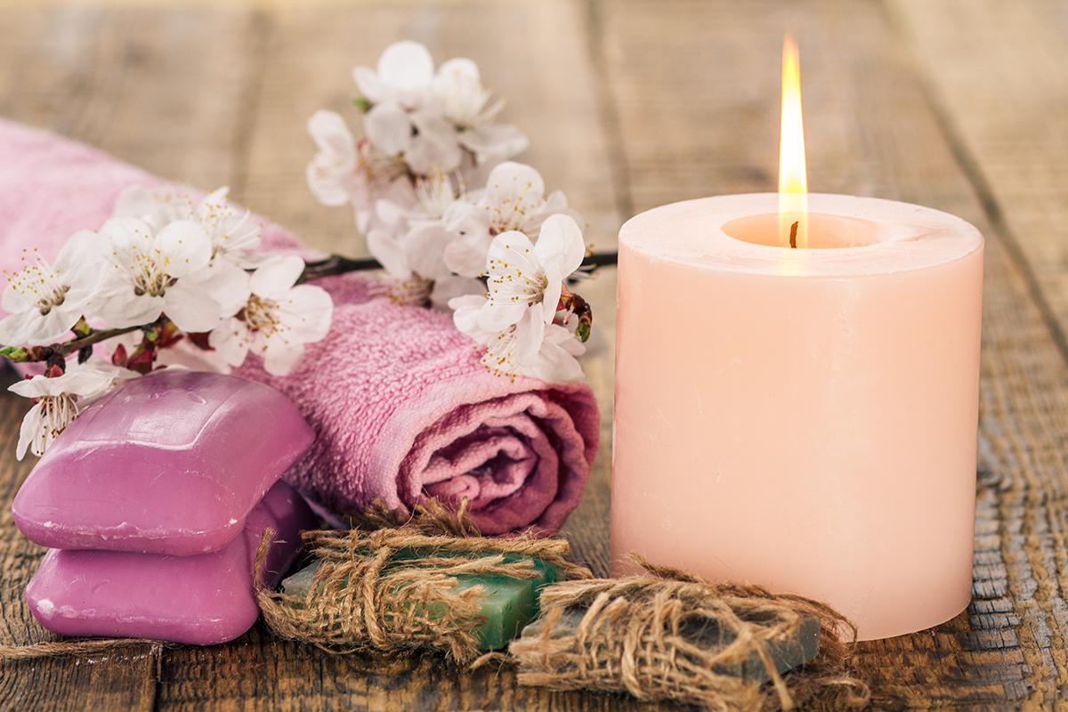 Świeca 7 czakr – zgoda energii w Twoim wnętrzu codziennego dnia zawsze